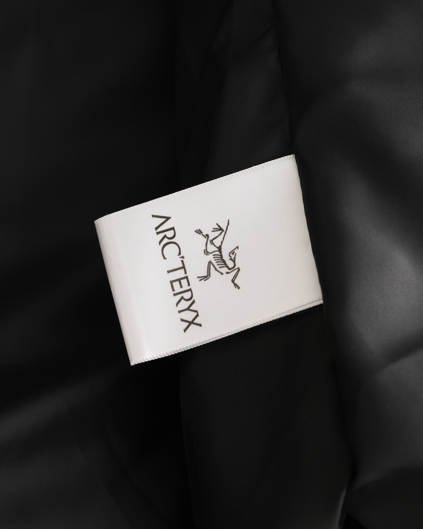 【ARC'TERYX旗艦店】ダウンジャケット 男女兼用 ご好評に付き再入荷！