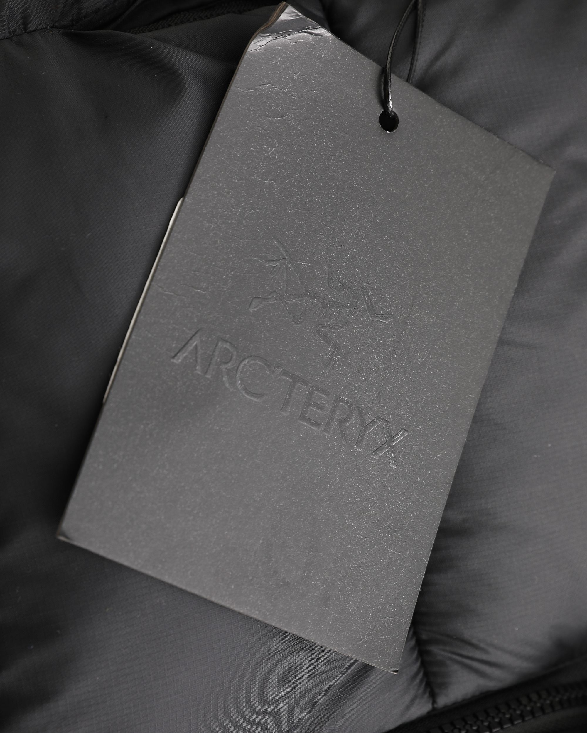 【ARC'TERYX旗艦店】ダウンジャケット 男女兼用 ご好評に付き再入荷！