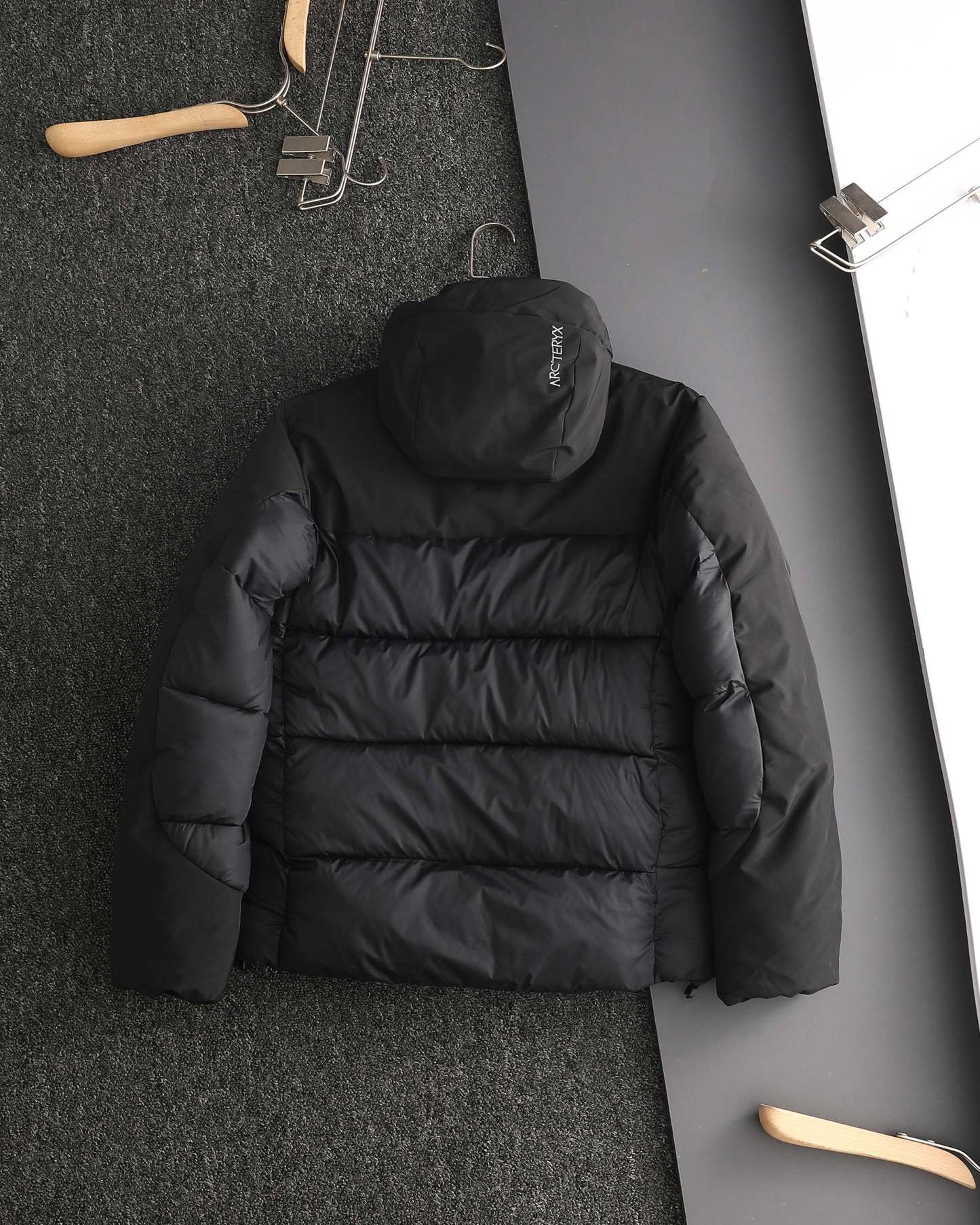 【ARC'TERYX旗艦店】ダウンジャケット 男女兼用 ご好評に付き再入荷！