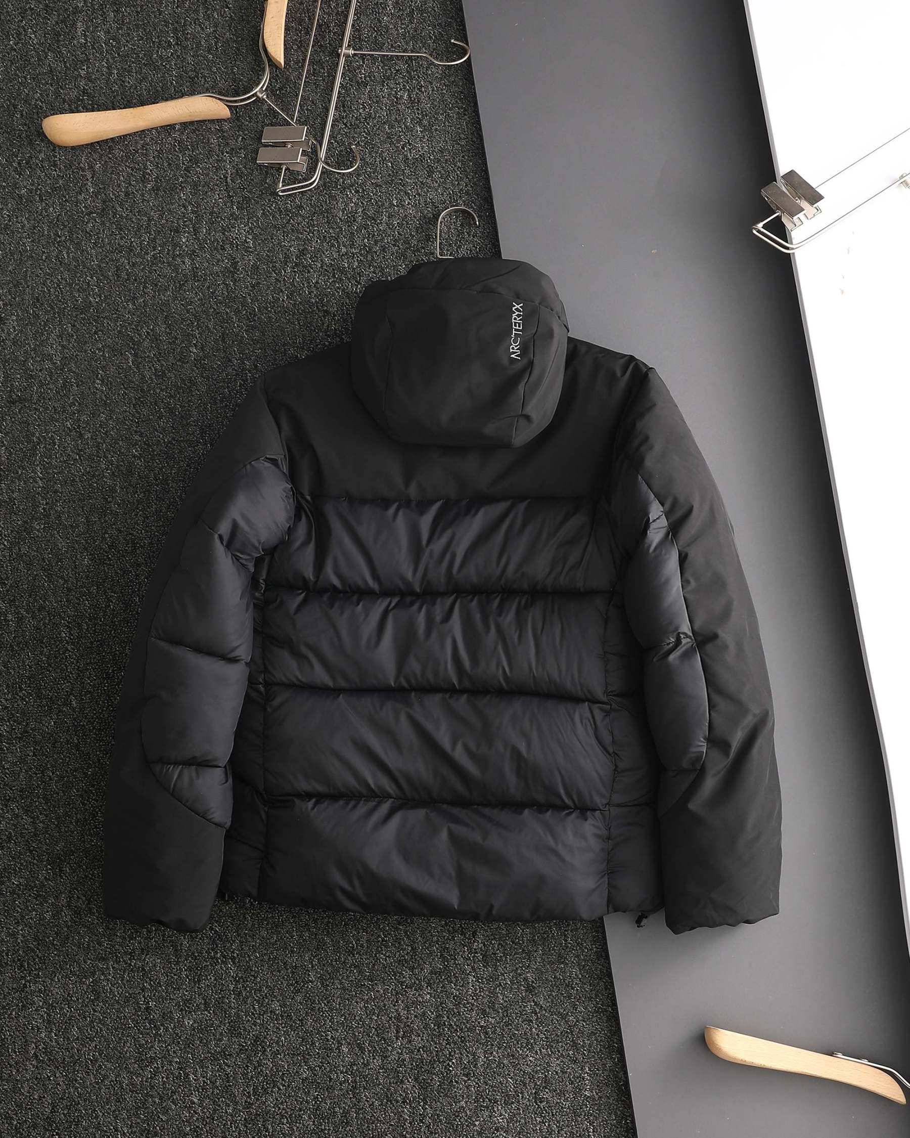 【ARC'TERYX旗艦店】ダウンジャケット 男女兼用 ご好評に付き再入荷！