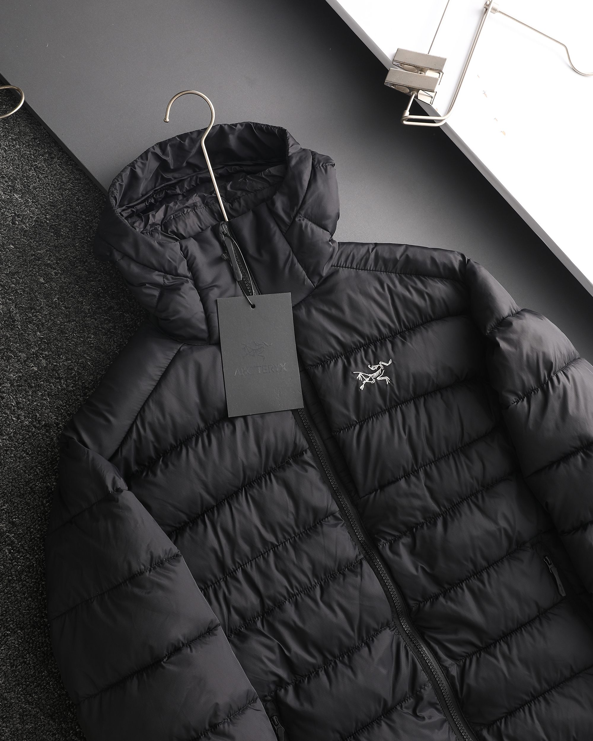 【ARC'TERYX旗艦店】ダウンジャケット 男女兼用 ご好評に付き再入荷！