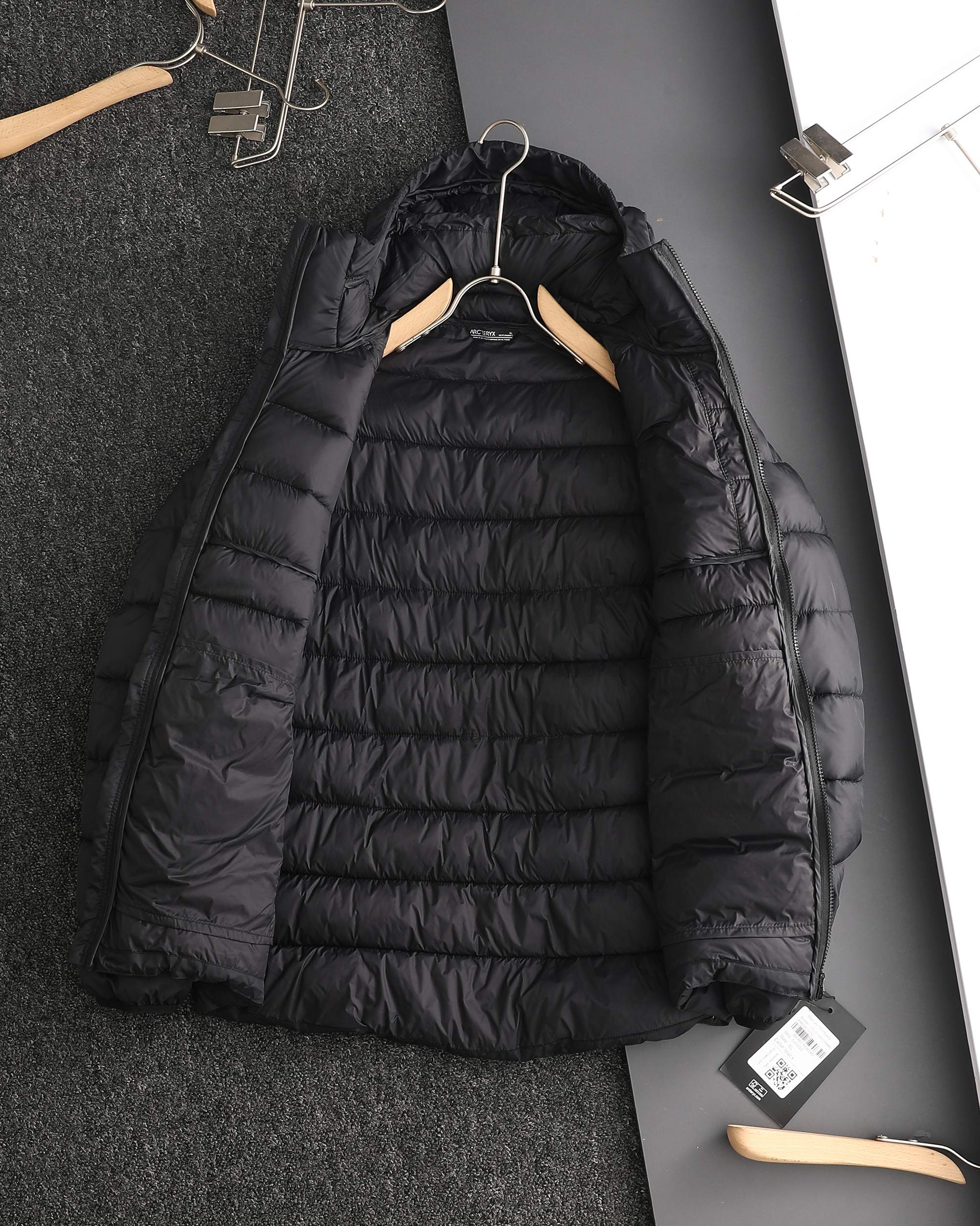 【ARC'TERYX旗艦店】ダウンジャケット 男女兼用 ご好評に付き再入荷！