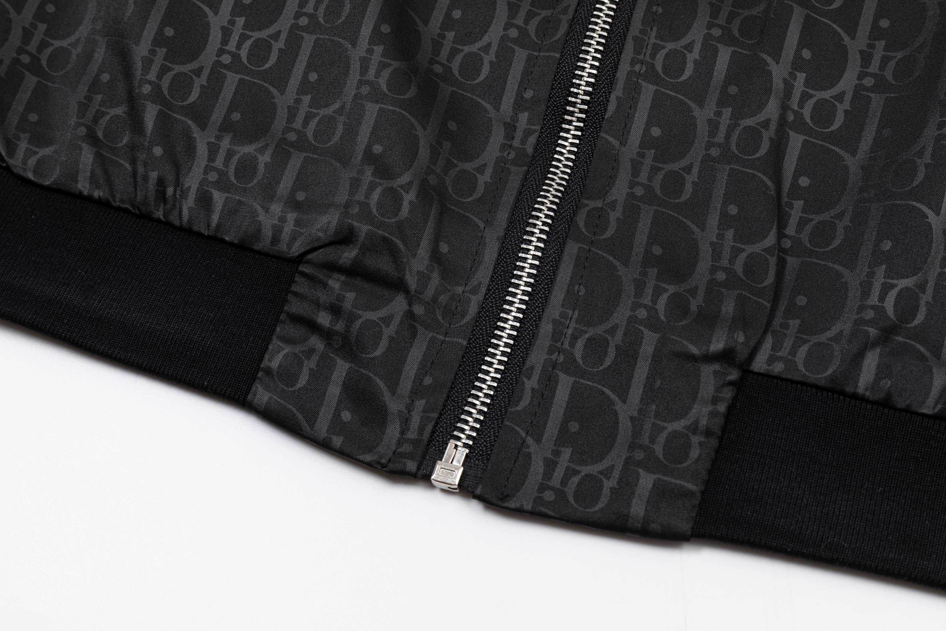 【DIOR公式旗艦店】ディオール ジャケット ご好評に付き再入荷！