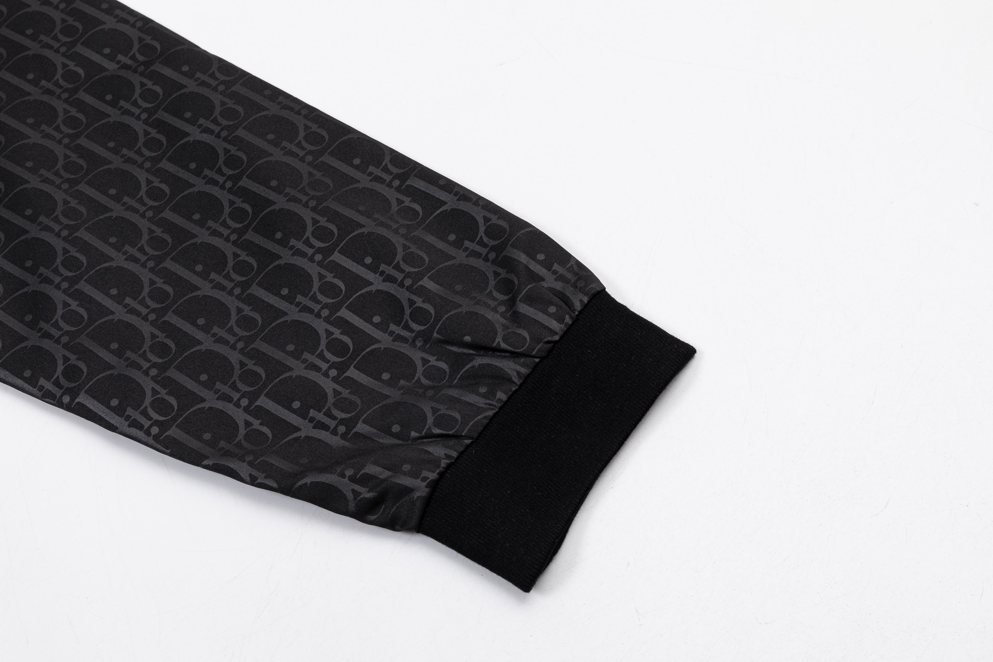 【DIOR公式旗艦店】ディオール ジャケット ご好評に付き再入荷！