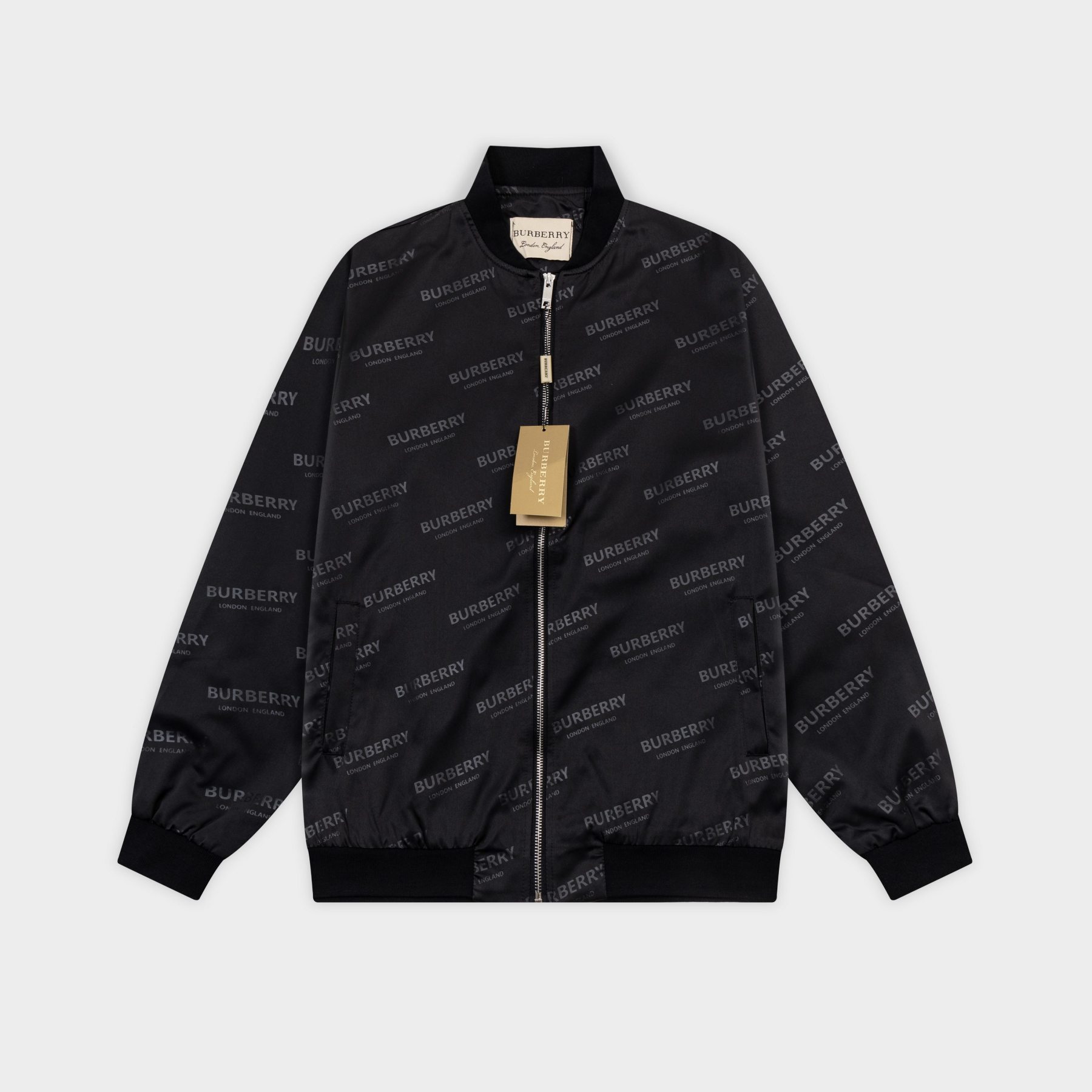 【BURBERRY旗艦店】バーバリー ジャケット 、ご好評に付き再入荷！