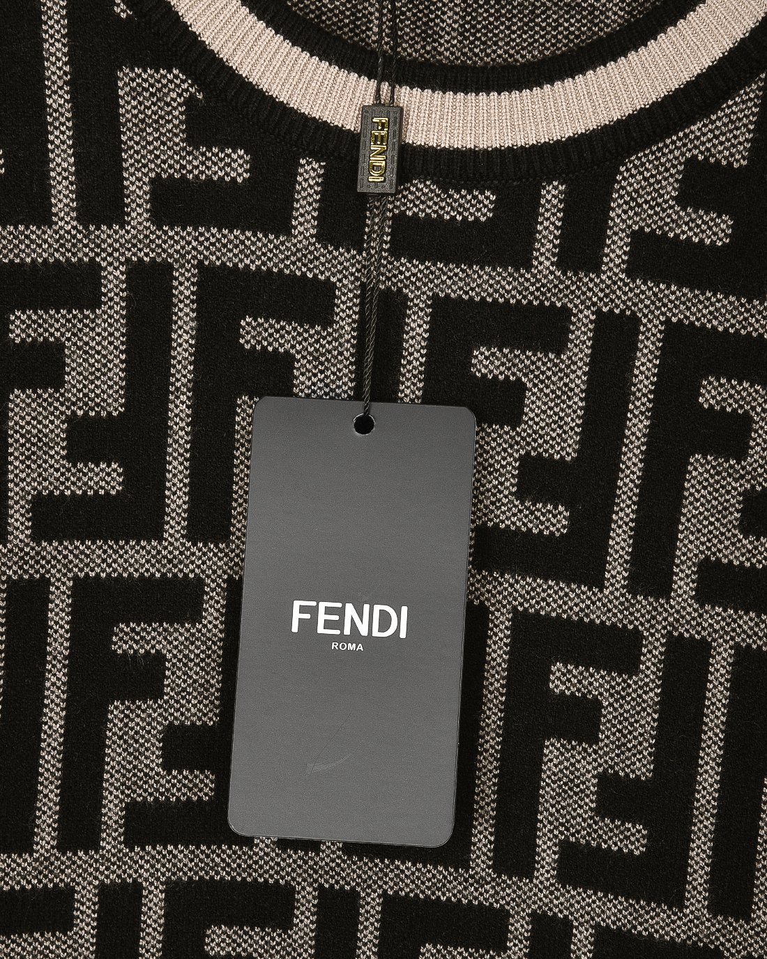 【FENDI旗艦店】フェンディ セーター 男女兼用 ご好評に付き再入荷！