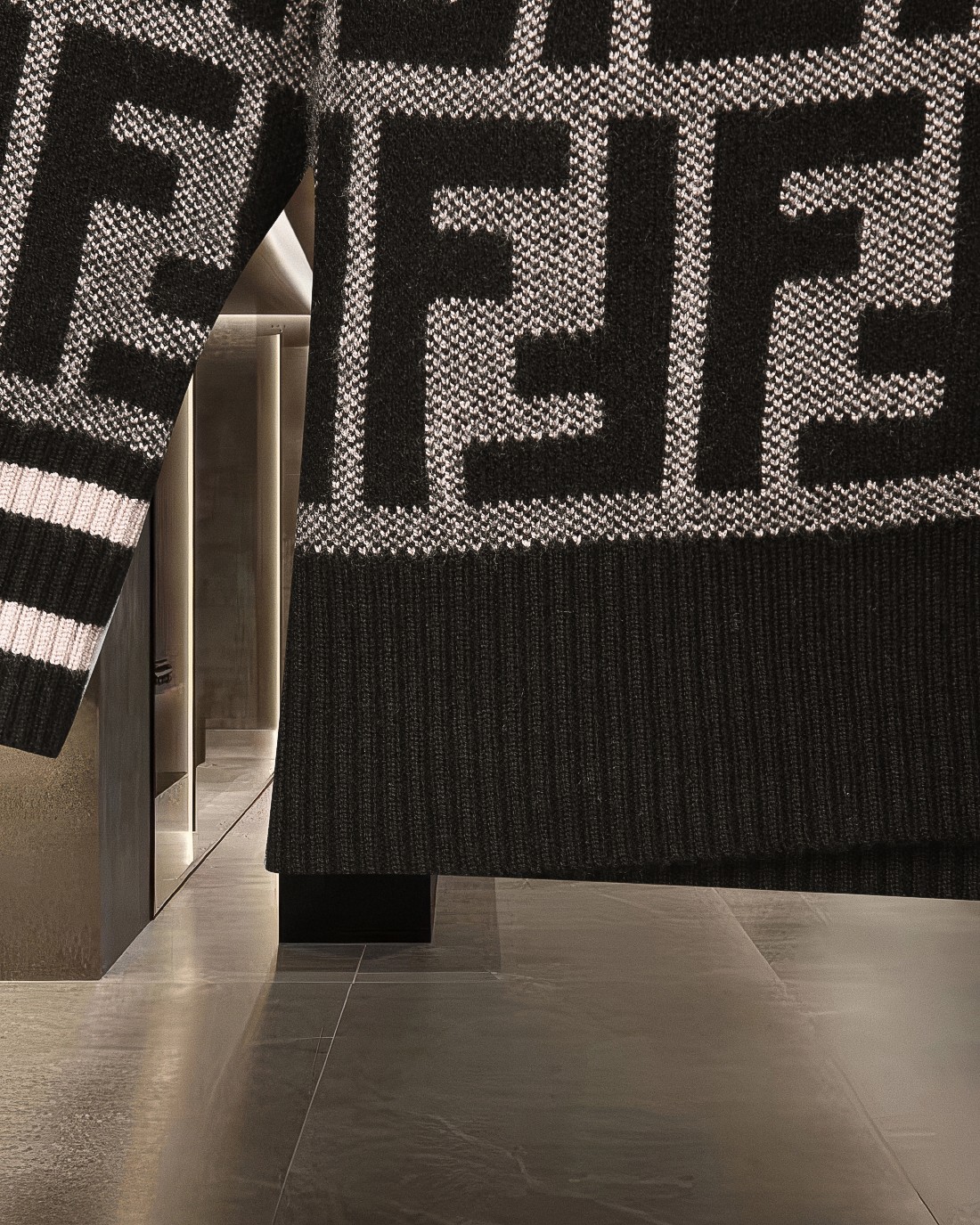 【FENDI旗艦店】フェンディ セーター 男女兼用 ご好評に付き再入荷！