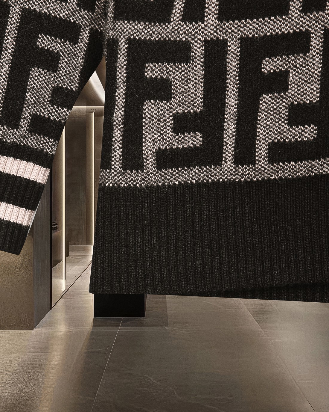 【FENDI旗艦店】フェンディ セーター 男女兼用 ご好評に付き再入荷！