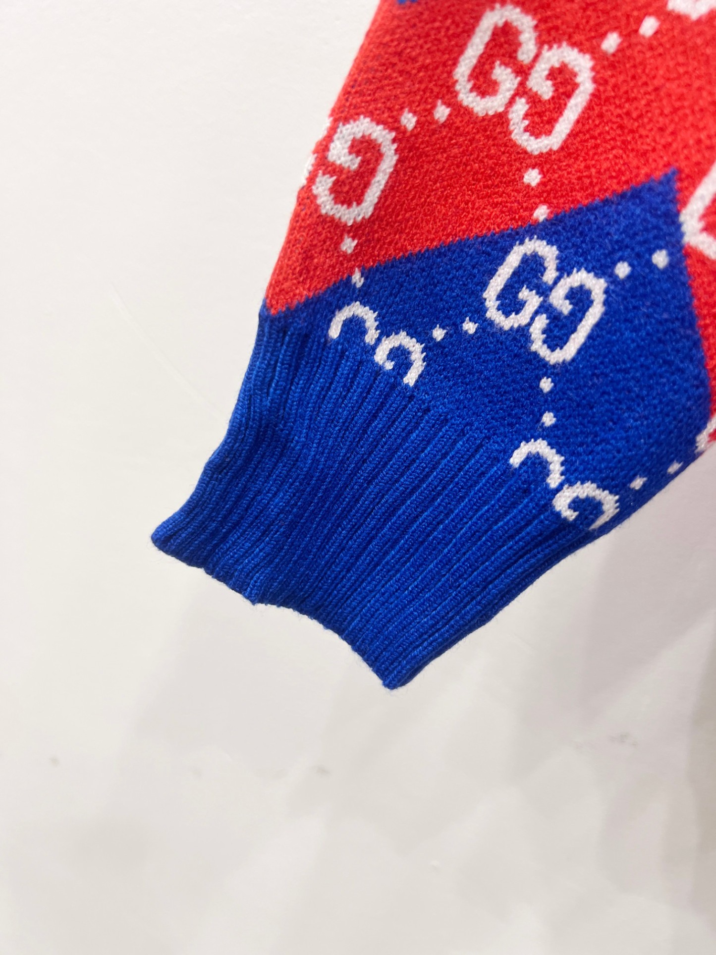 【GUCCI旗艦店】グッチ セーター 男女兼用 ご好評に付き再入荷！