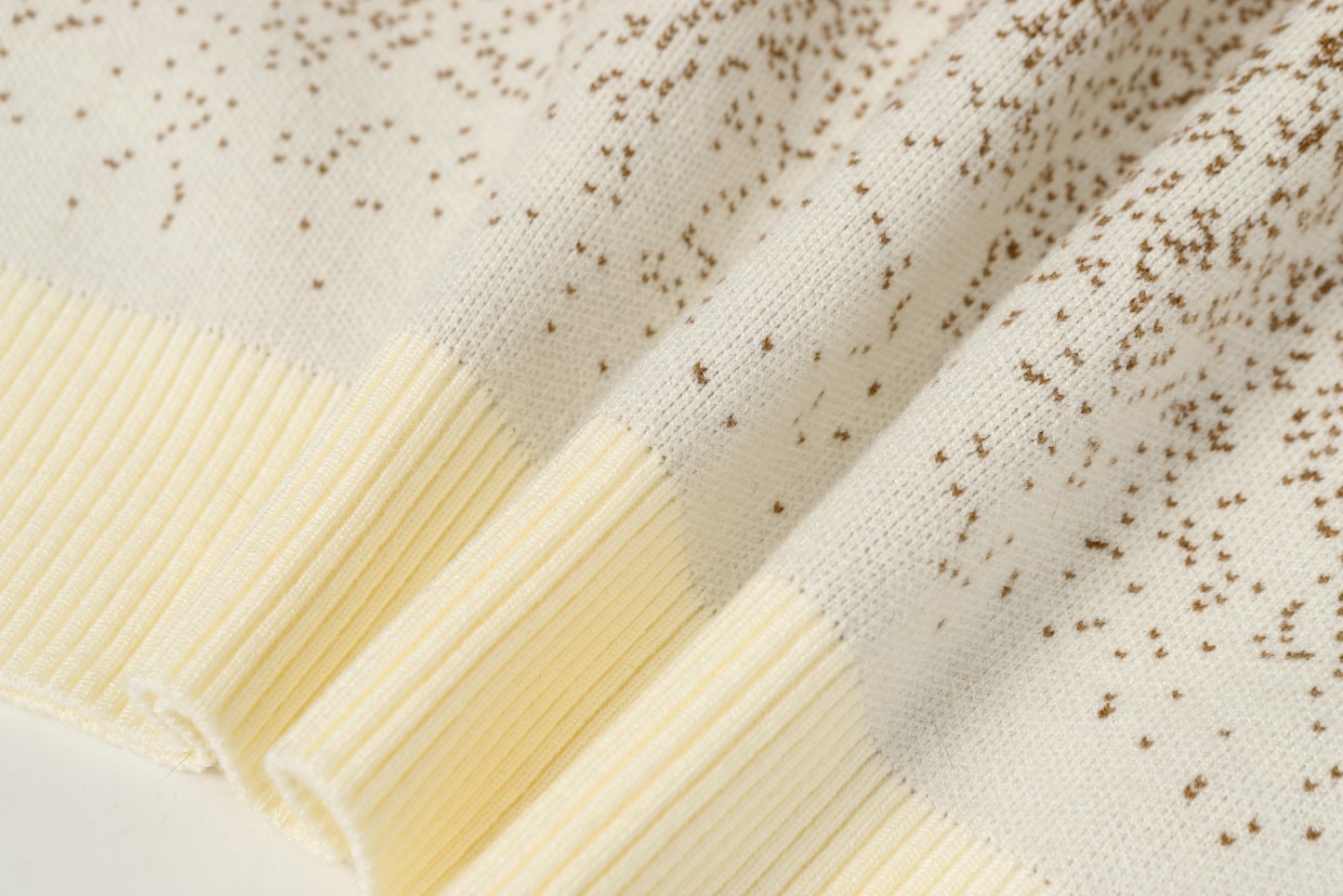 【LOUIS VUITTON旗艦店】ルイヴィトン セーター ご好評に付き再入荷！