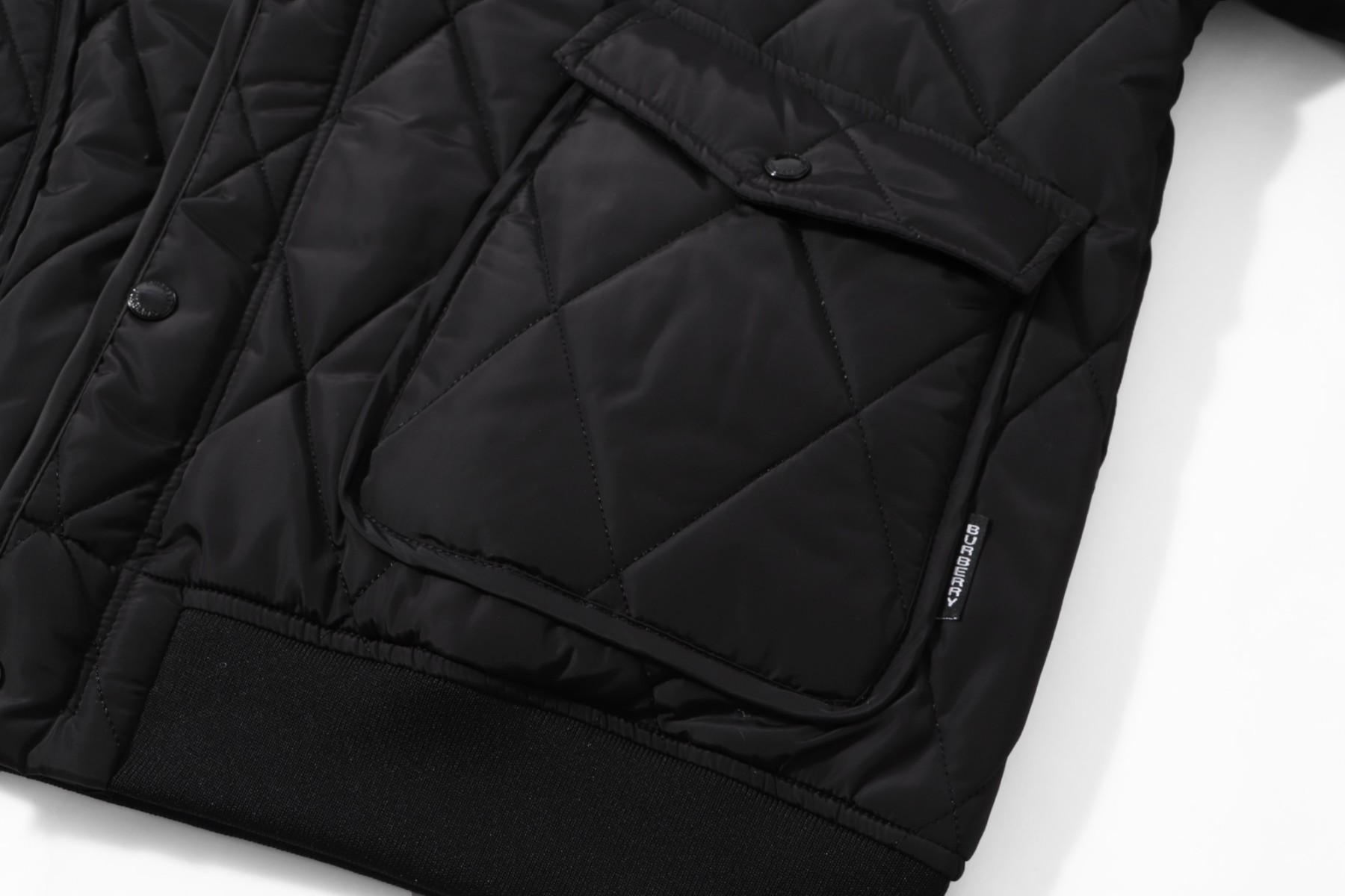 【BURBERRY旗艦店】バーバリー ジャケット 、ご好評に付き再入荷！