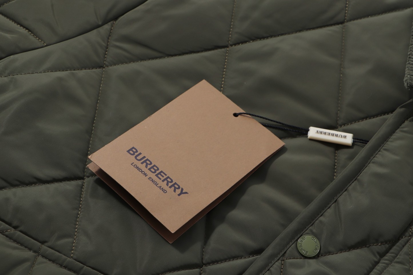 【BURBERRY旗艦店】バーバリー ジャケット 、ご好評に付き再入荷！