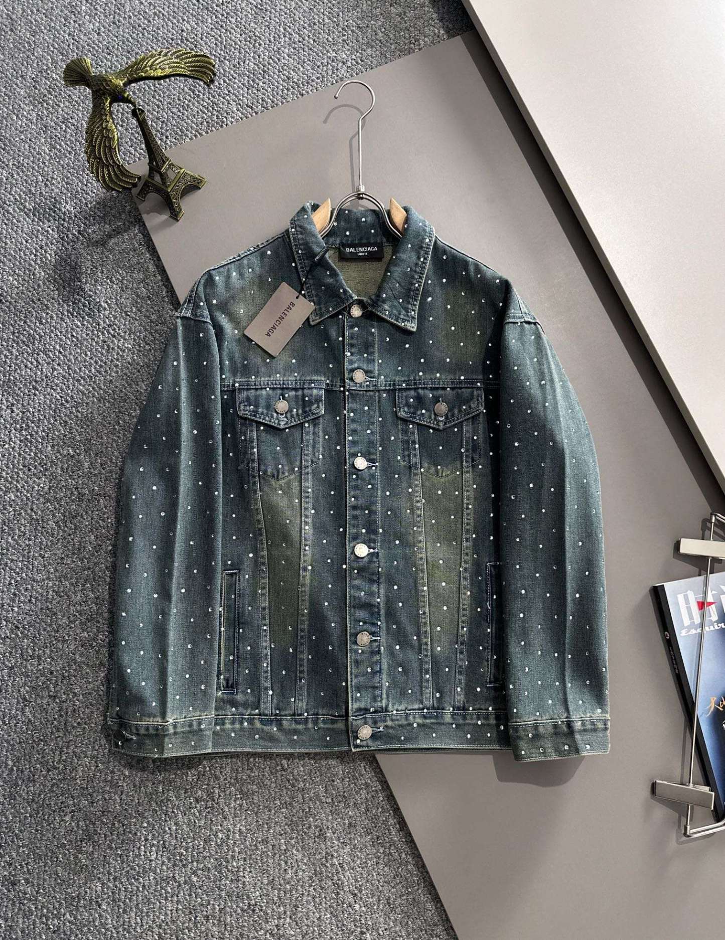 【BALENCIAGA公式旗艦店】バレンシアガ デニムジャケット ご好評に付き再入荷！