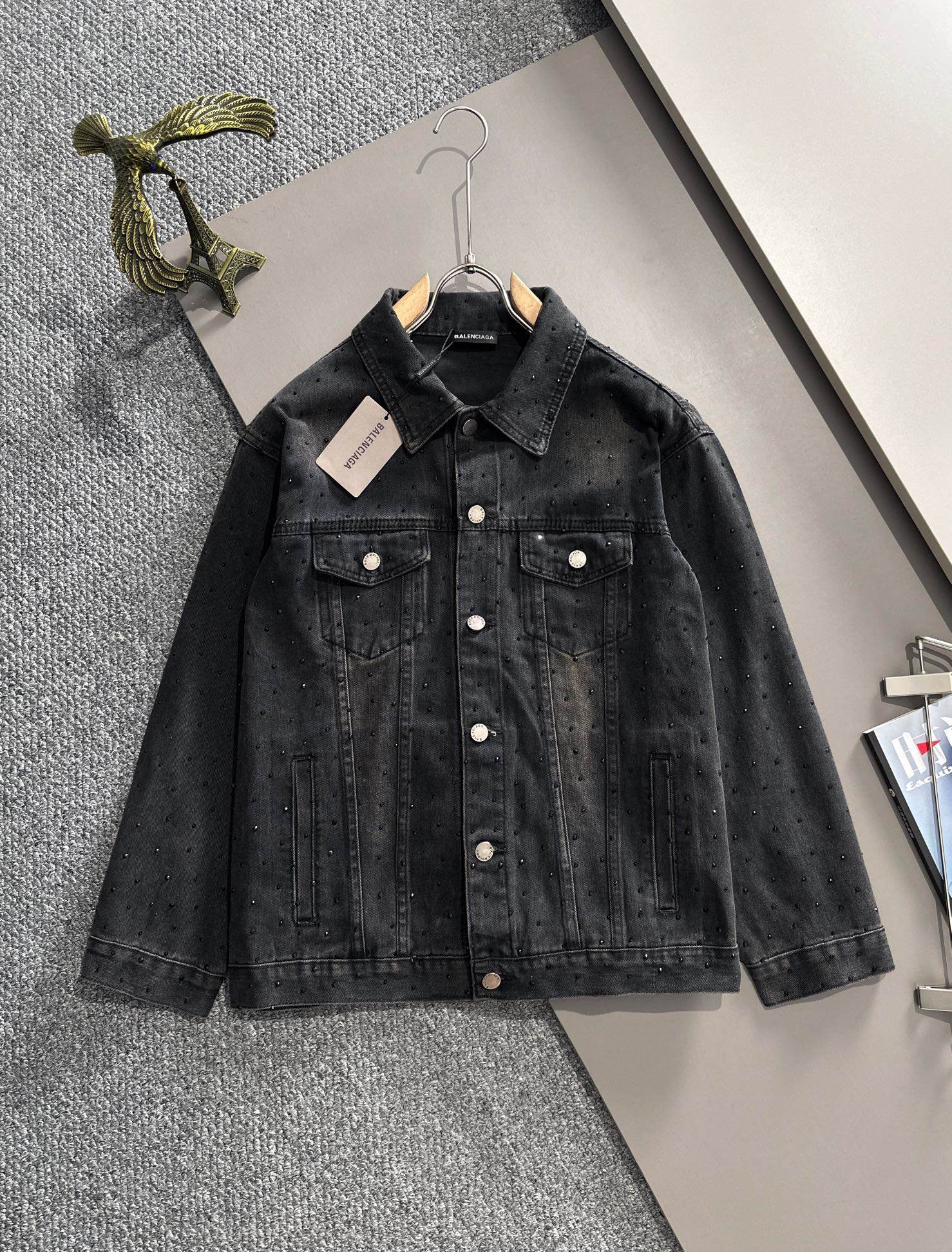 【BALENCIAGA公式旗艦店】バレンシアガ デニムジャケット ご好評に付き再入荷！