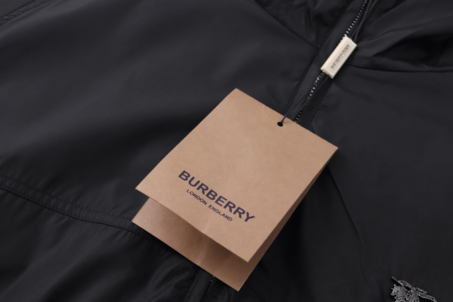 【BURBERRY旗艦店】バーバリー ジャケット 、ご好評に付き再入荷！