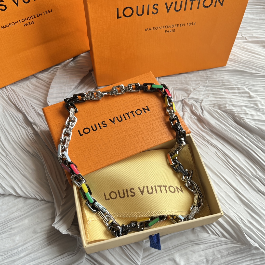 LOUIS VUITTON（ルイヴィトン）PARADISE CHAIN ネックレスMP3329