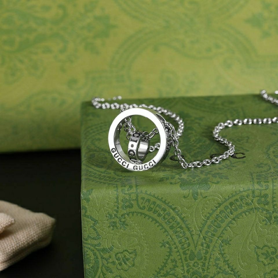 GUCCI（グッチ）ネックレス