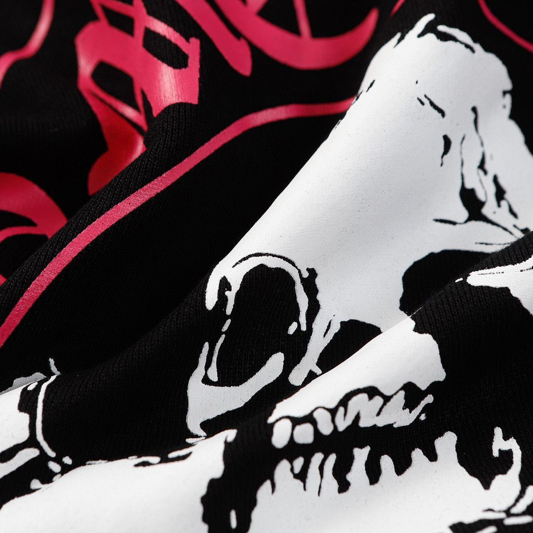 【CHROME HEARTS】パーカー