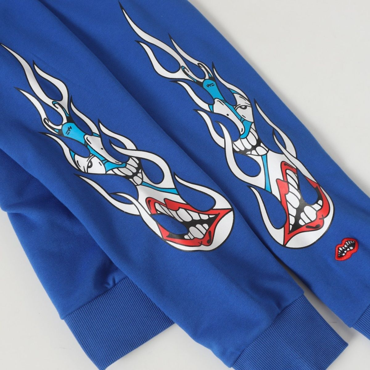 【CHROME HEARTS】パーカー