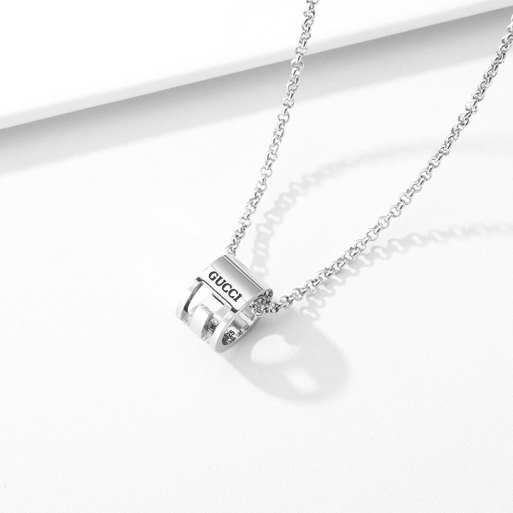 GUCCI（グッチ）ネックレス