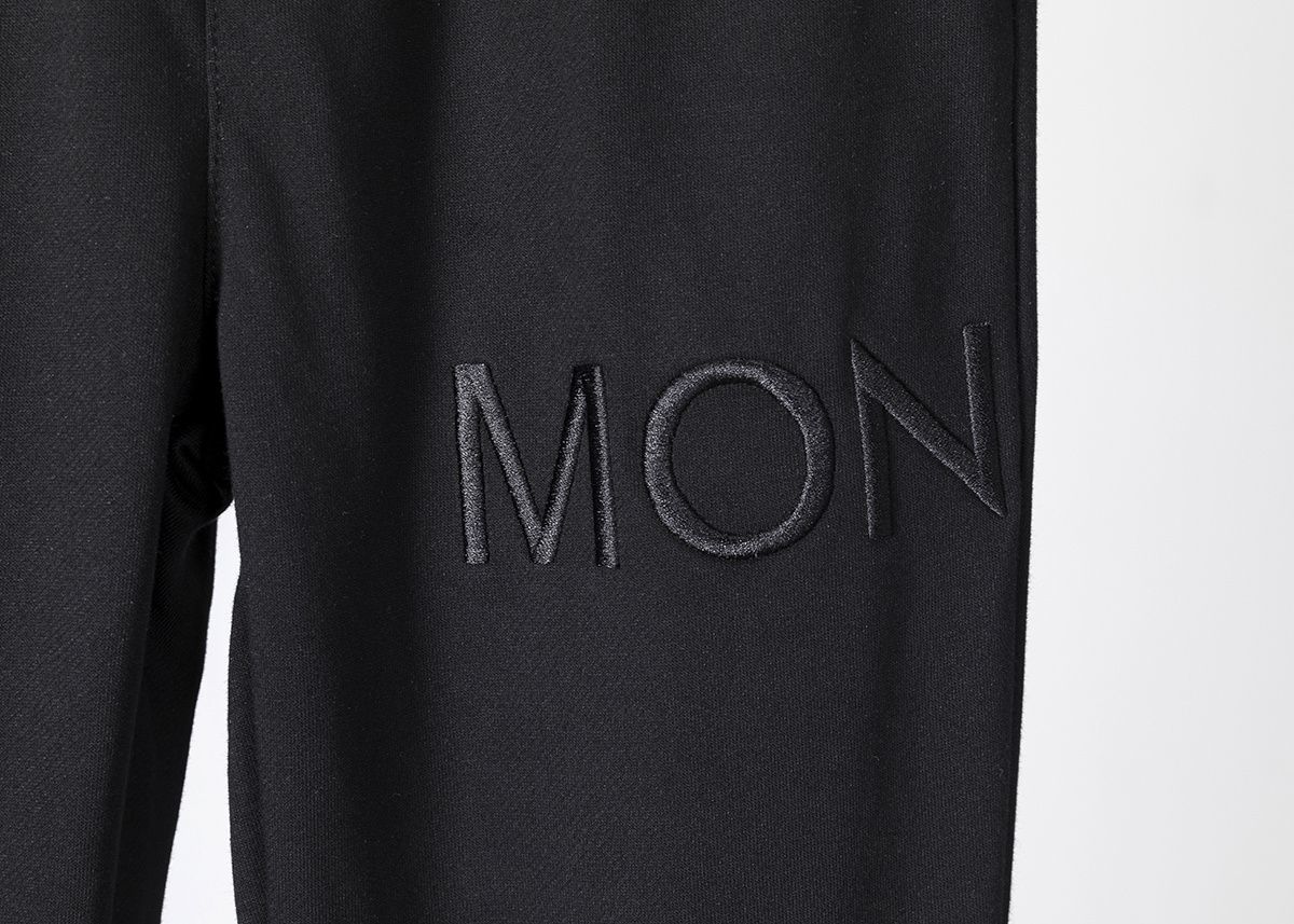 【MONCLER公式旗艦店】モンクレール 上下セット セットアップ ご好評に付き再入荷！