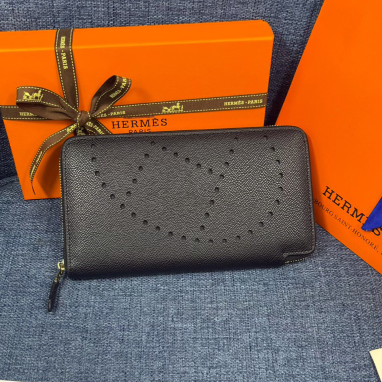 Hermes・レザー コンチネンタルウォレット 財布 折財布