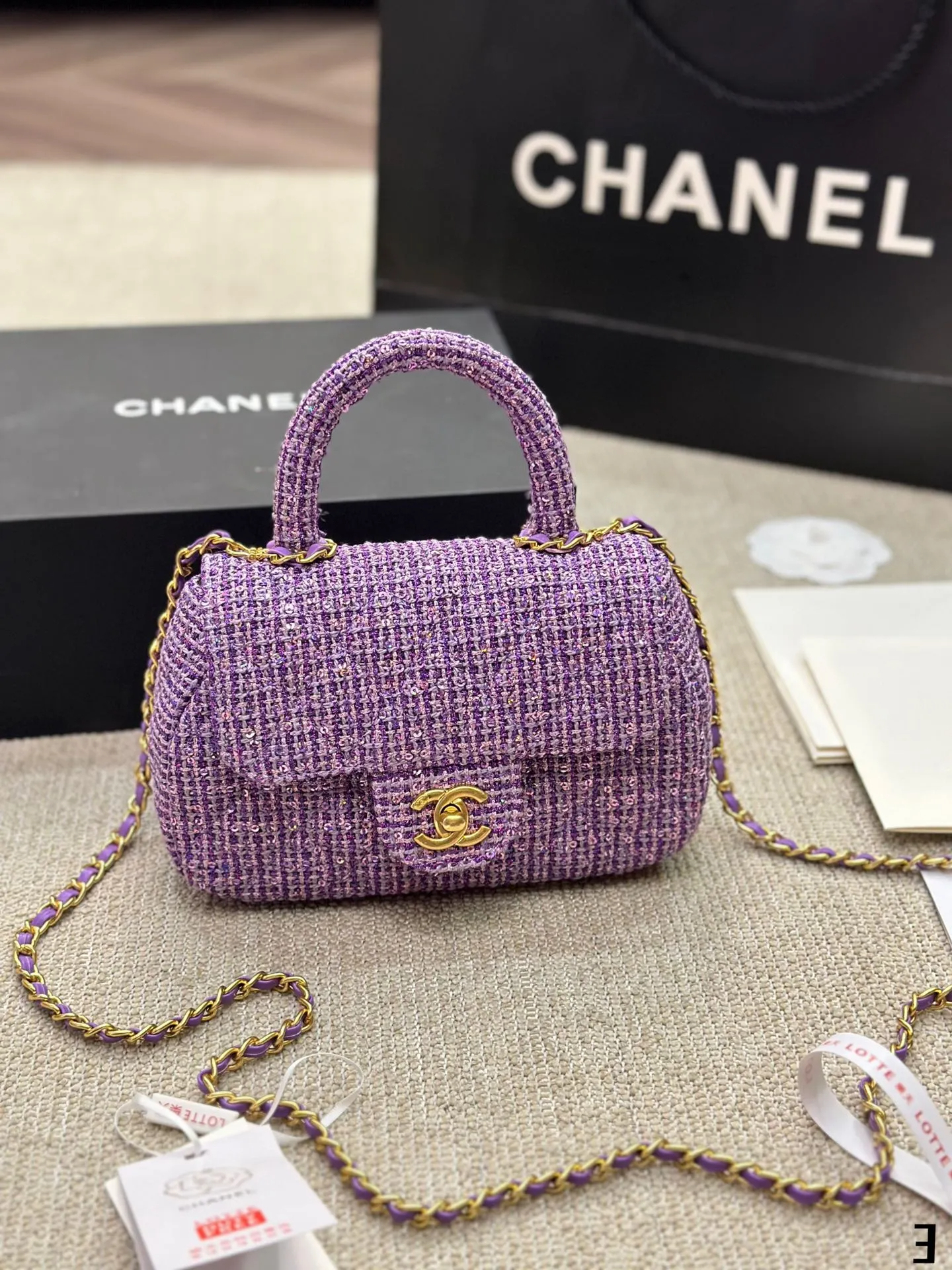 CHANEL トップハンドルフラップバッグ
