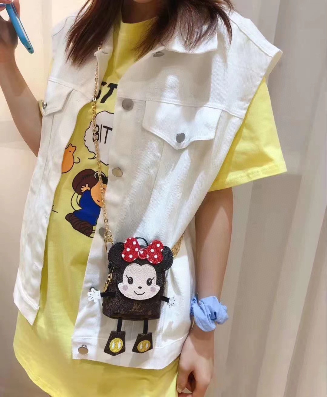 LOUIS VUITTON（ルイヴィトン） MINI メッセンジャーバッグ 10×8×4cm