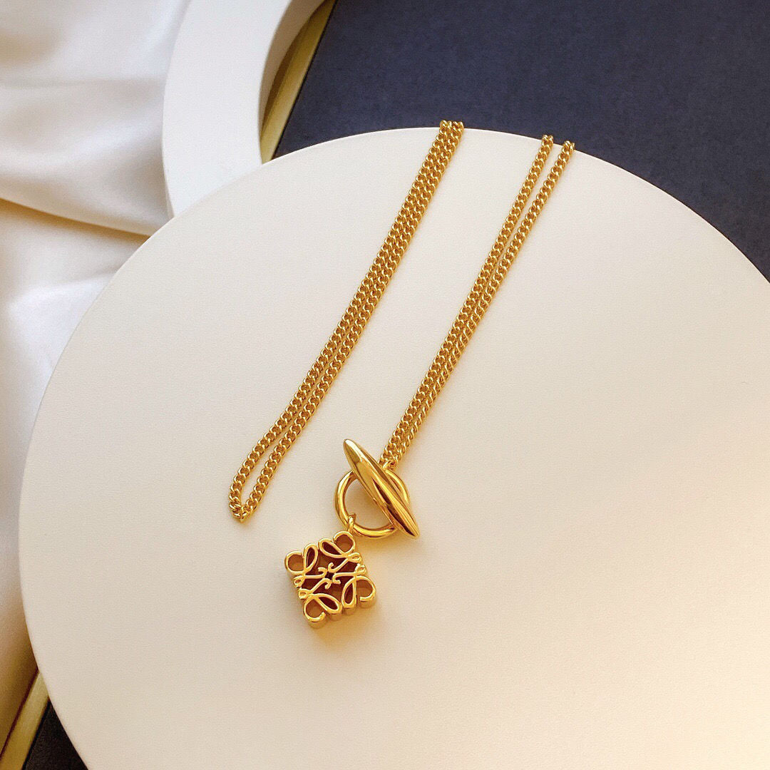 LOEWE (ロエベ) ネックレス 55CM