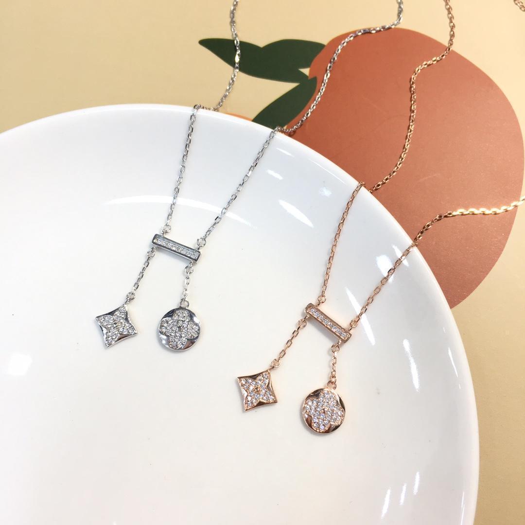 Louis Vuitton（ルイヴィトン）ネックレス  ダイヤモンド ブロッサム 2色