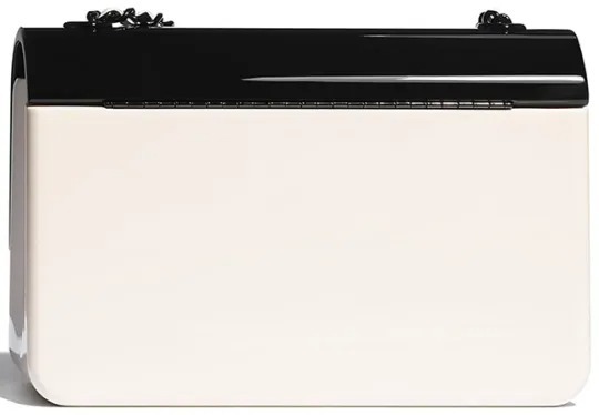 🔥今年のホットトピック! 😍中条あやみが愛用する限定版シャネル2021ミニ黒白アクリルバッグは日本で発売、めったにない購入チャンス！💓