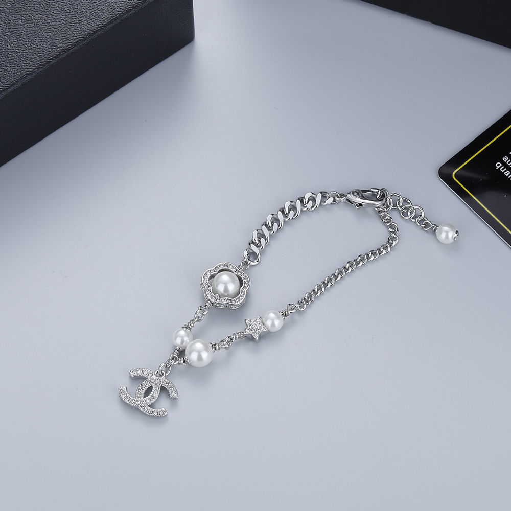 CHANEL（シャネル）ブレスレット