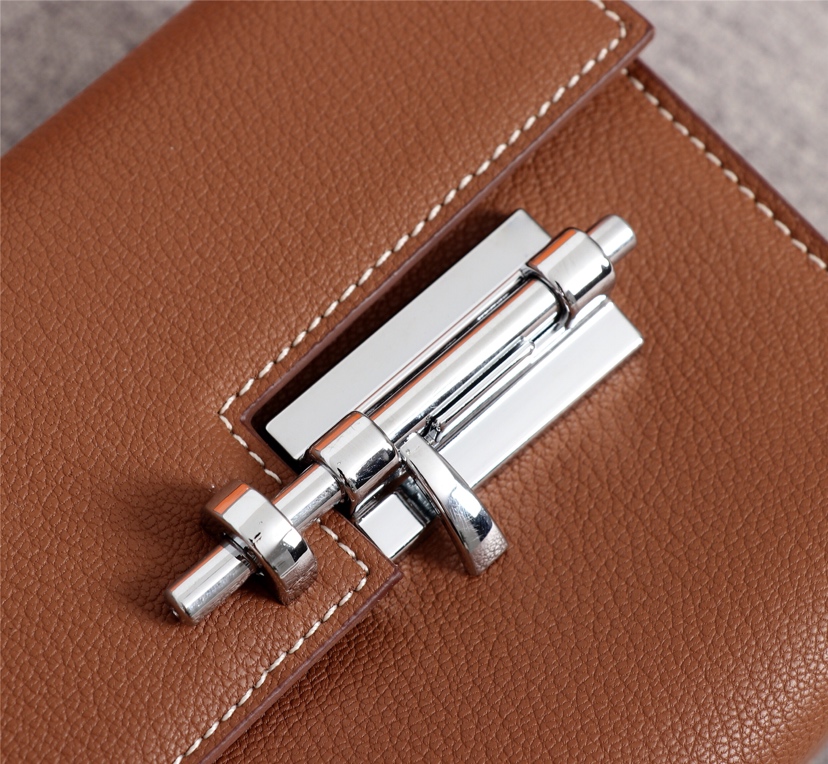 HERMES☆バッグ《ヴェルー》チェーン ミニ ポシェット カーフ