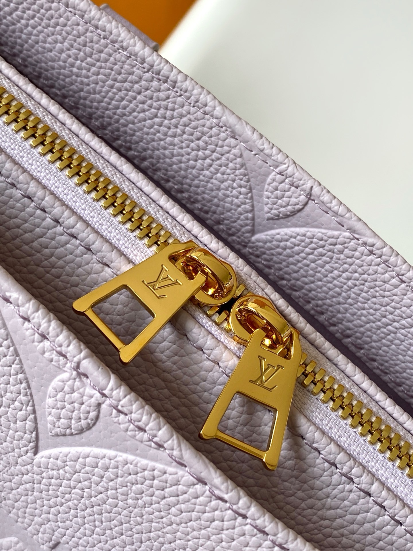 【存在感あって大人可愛い】◆Louis Vuitton◆オンザゴーEW