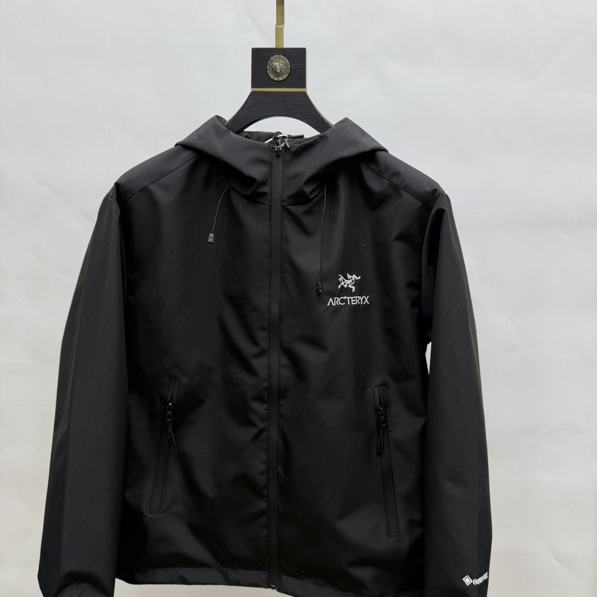 【ARC'TERYX旗艦店】アウトドアジャケット ご好評に付き再入荷！