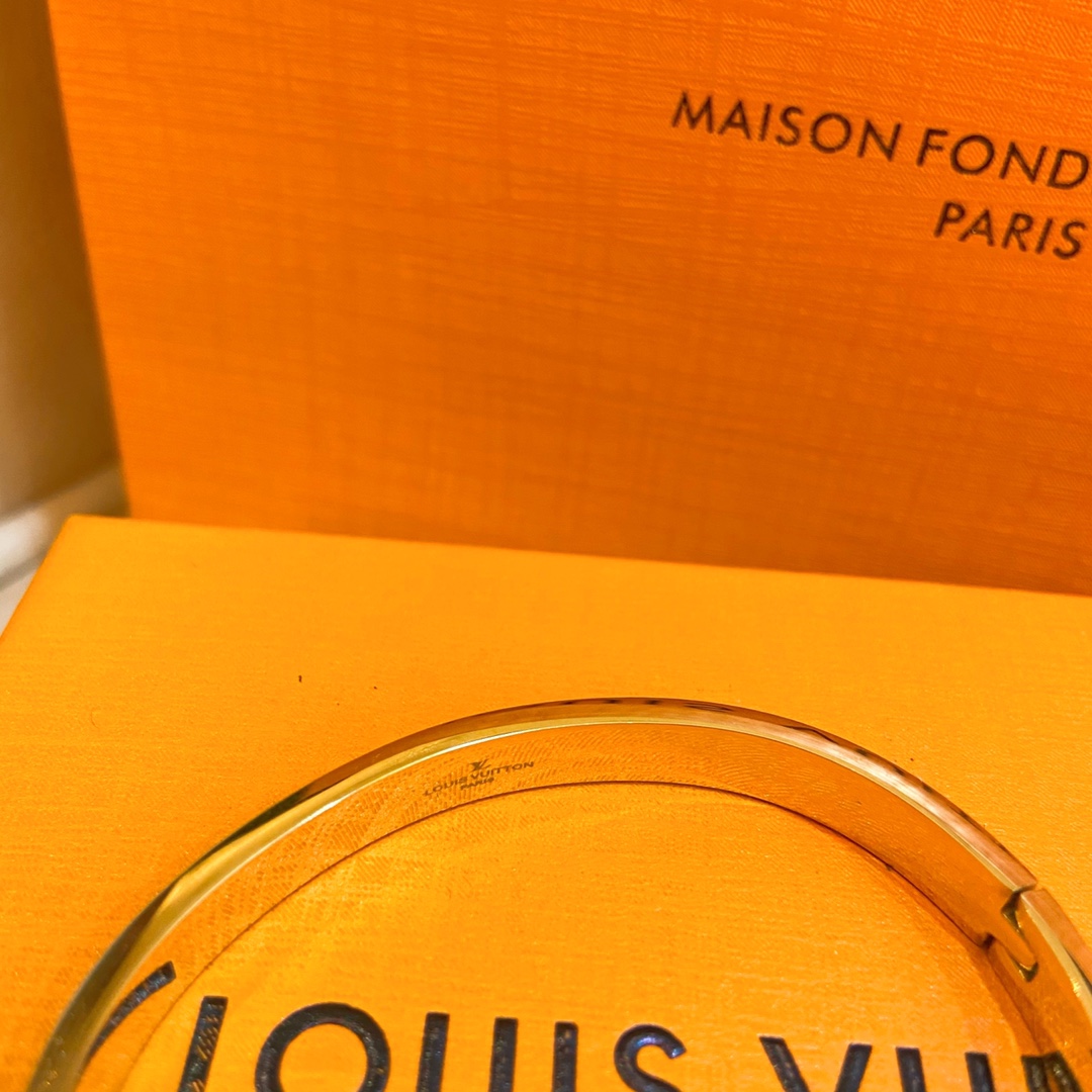 Louis Vuitton ブレスレット