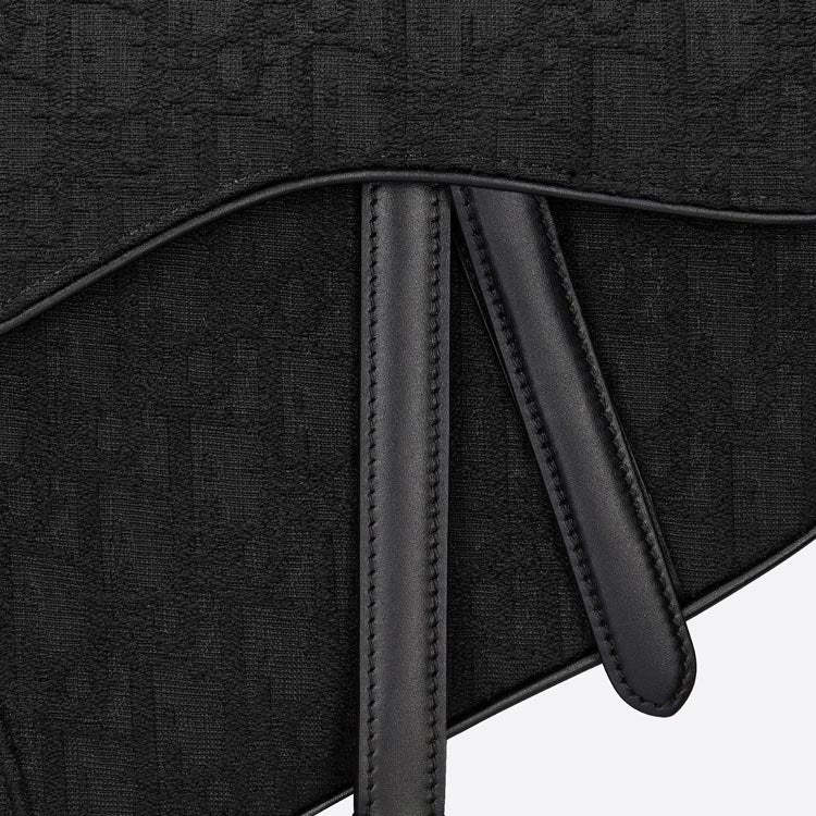 “SADDLE” バッグ