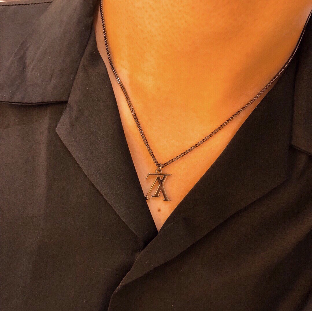 LOUIS VUITTON（ルイヴィトン）LV ネックレス