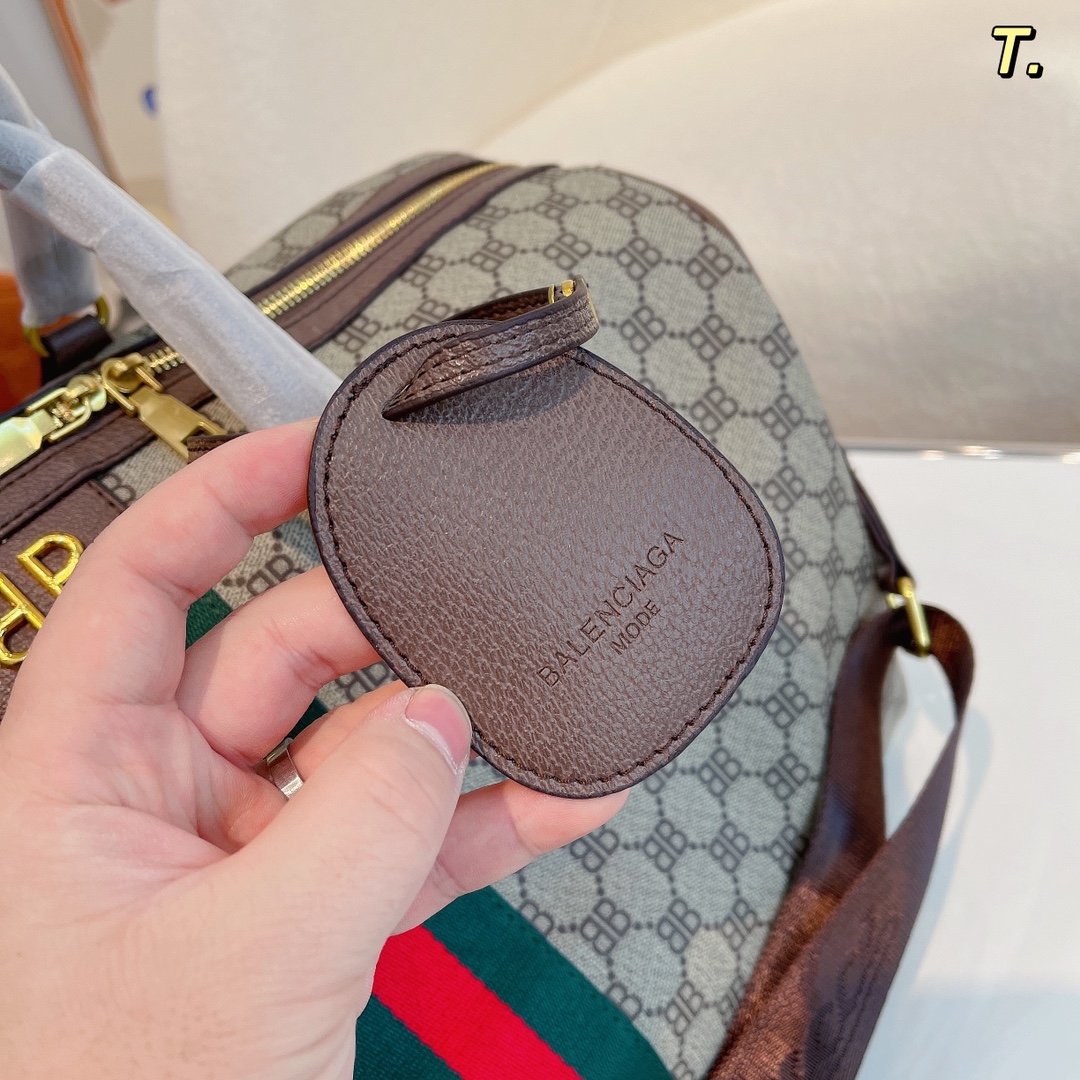 【Gucci x Balenciaga】旅行用バッグ 44cm*25cm*25cm