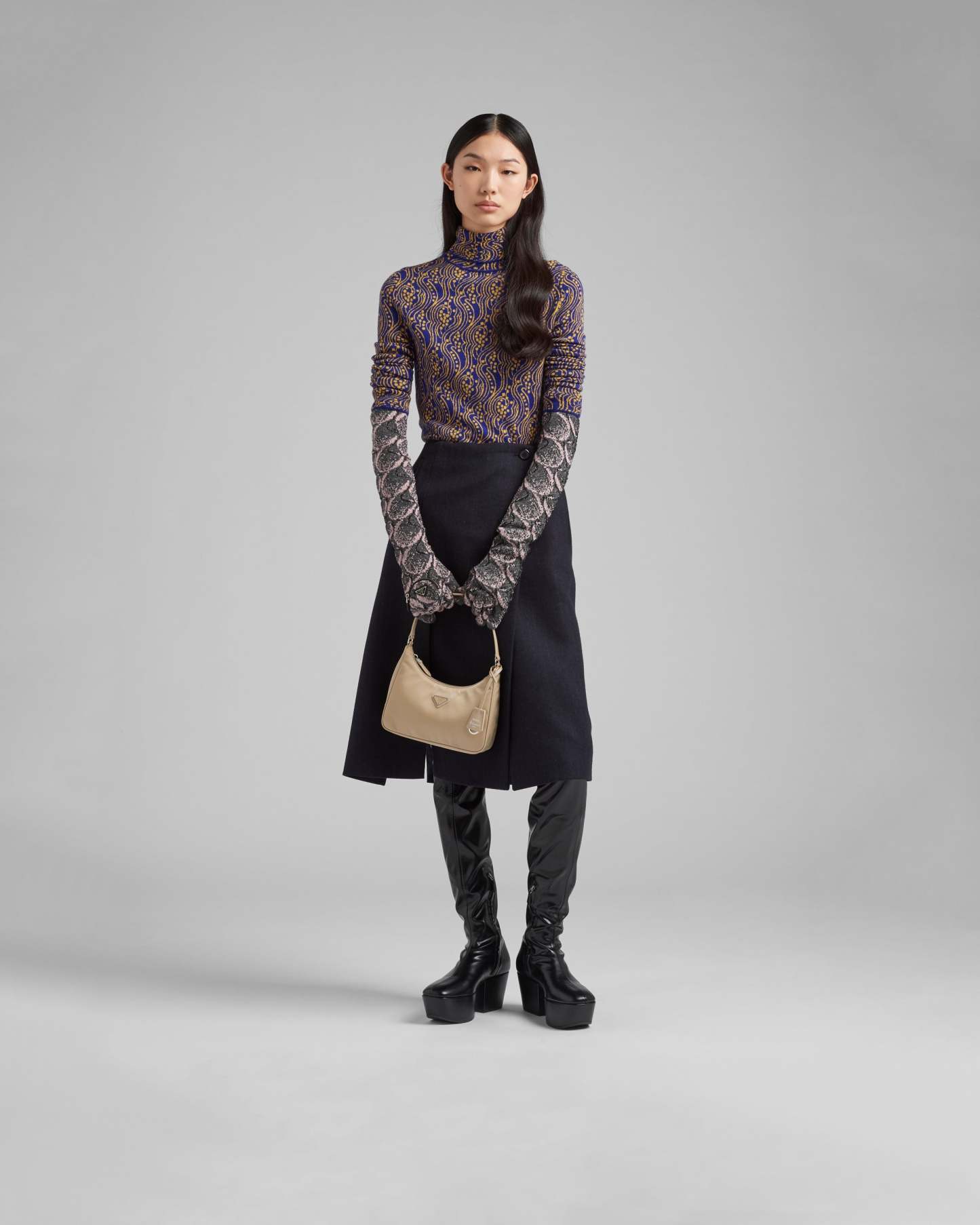 プラダ Re-Edition 2005 Re-Nylon ミニバッグ