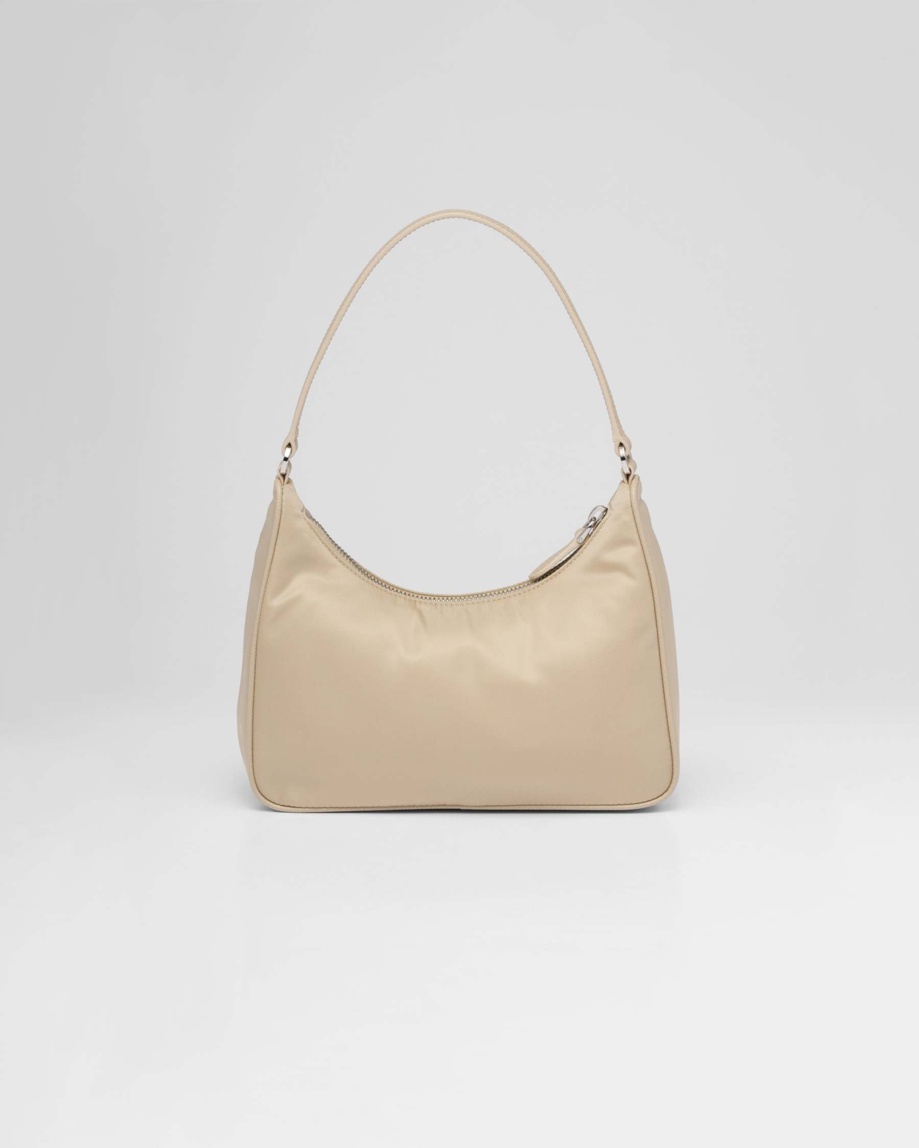 プラダ Re-Edition 2005 Re-Nylon ミニバッグ