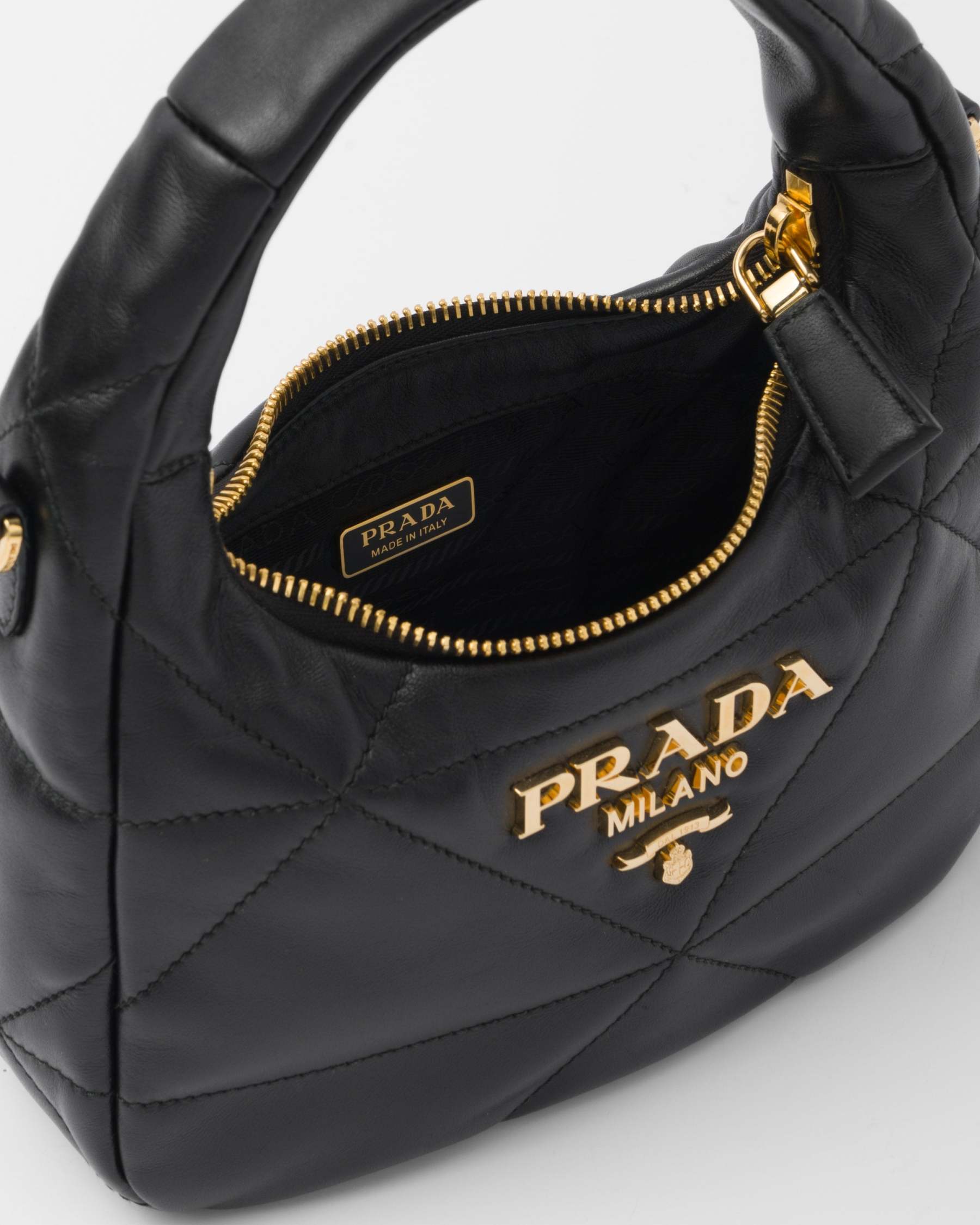 トップステッチ ナッパレザー ミニバッグ