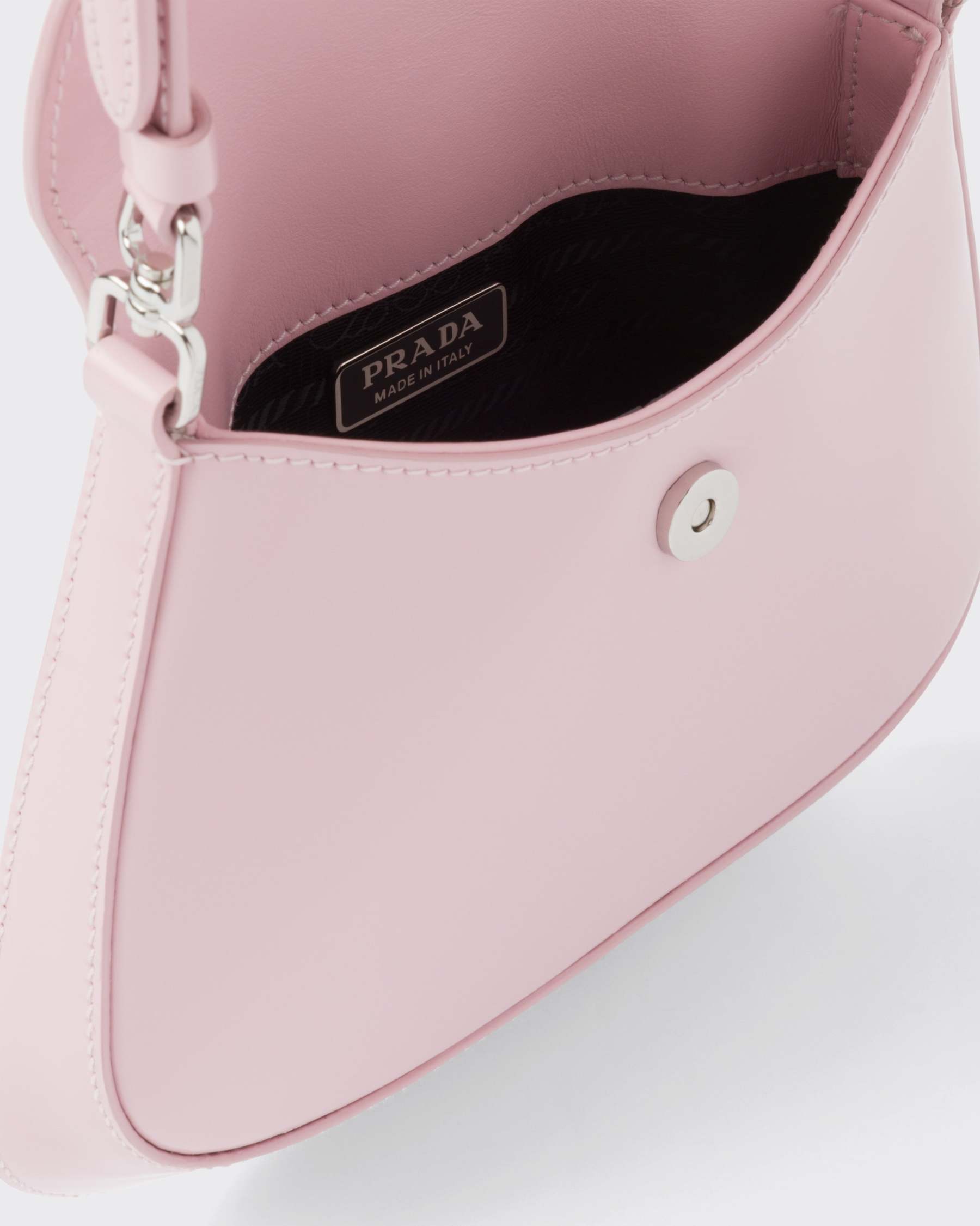 プラダ クレオ ブラッシュドレザー ミニバッグ