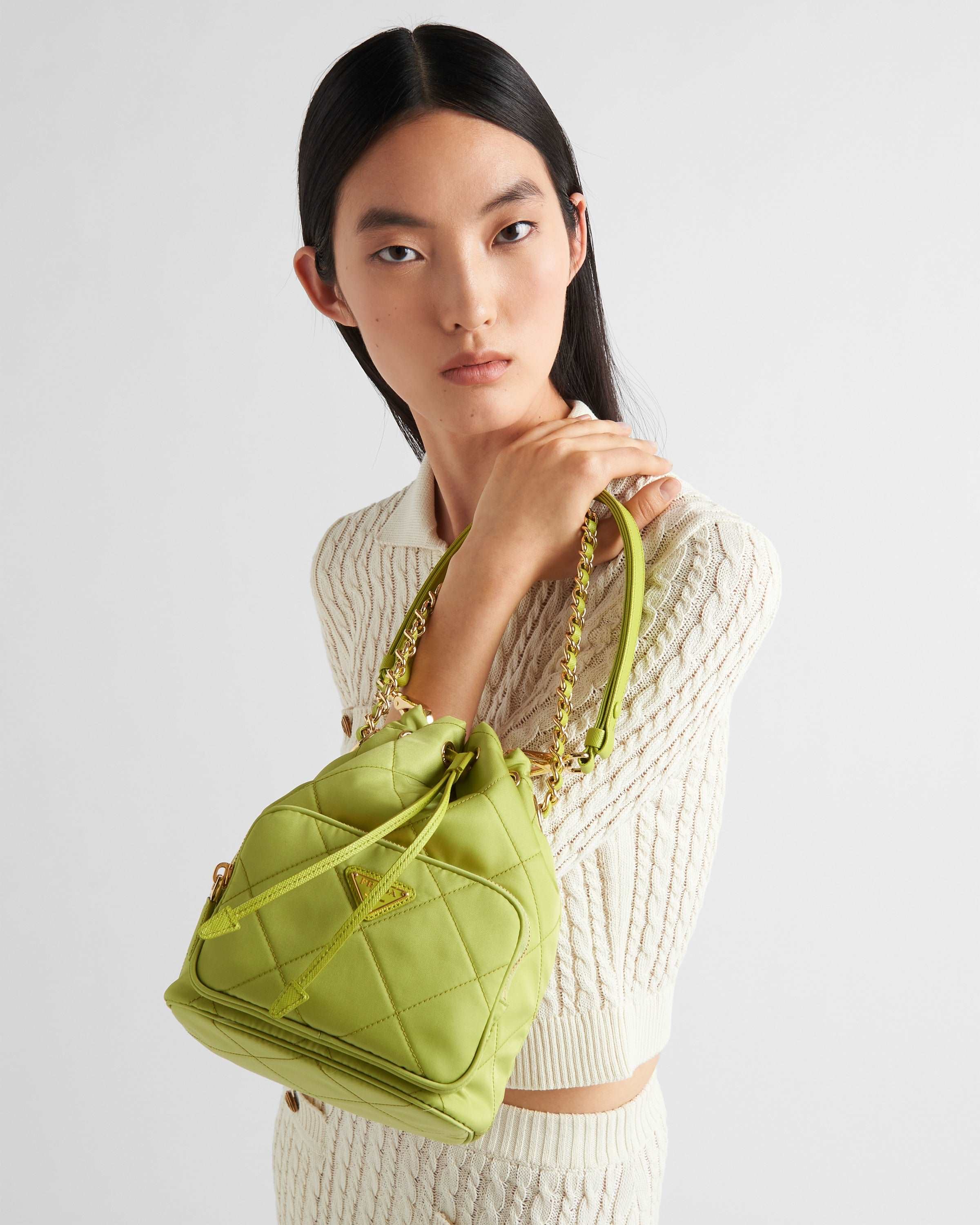 Re-Nylon ショルダーバッグ