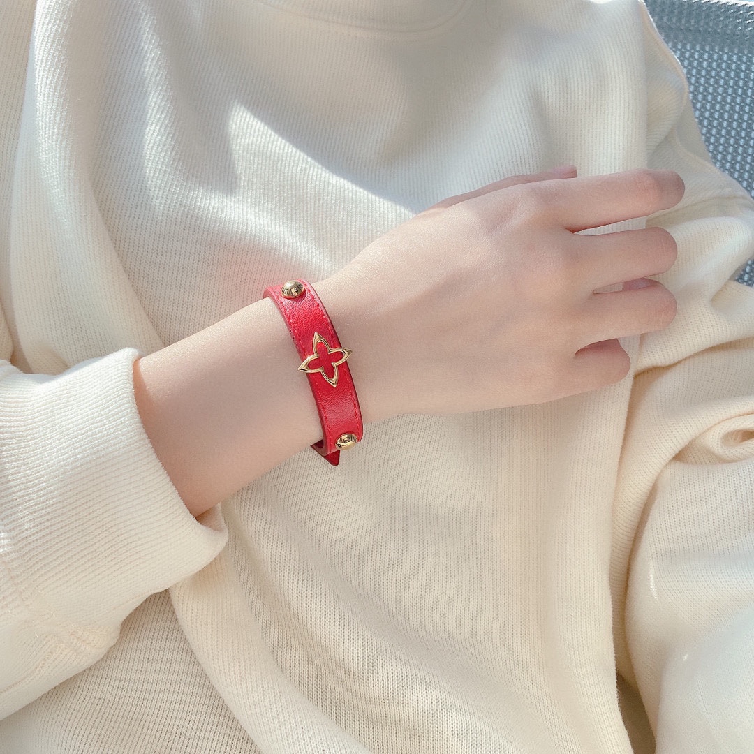 LOUIS VUITTON（ルイヴィトン）BLOOMING ブレスレット