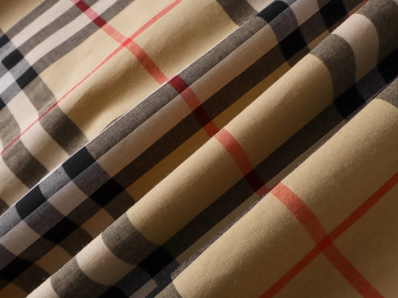 【BURBERRY】長袖チェックシャツ