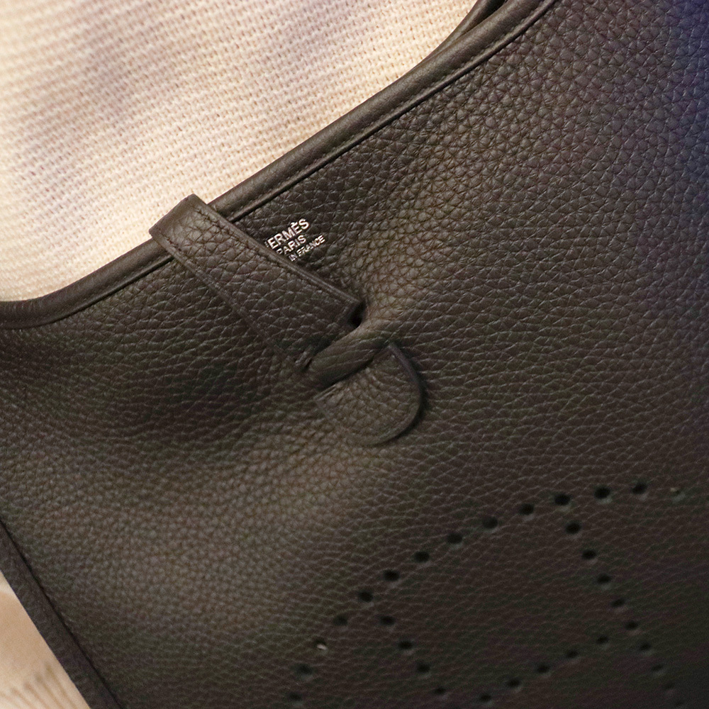 入手困難☆完売必至HERMES エルメス Evelyne III 29 エブリンPM