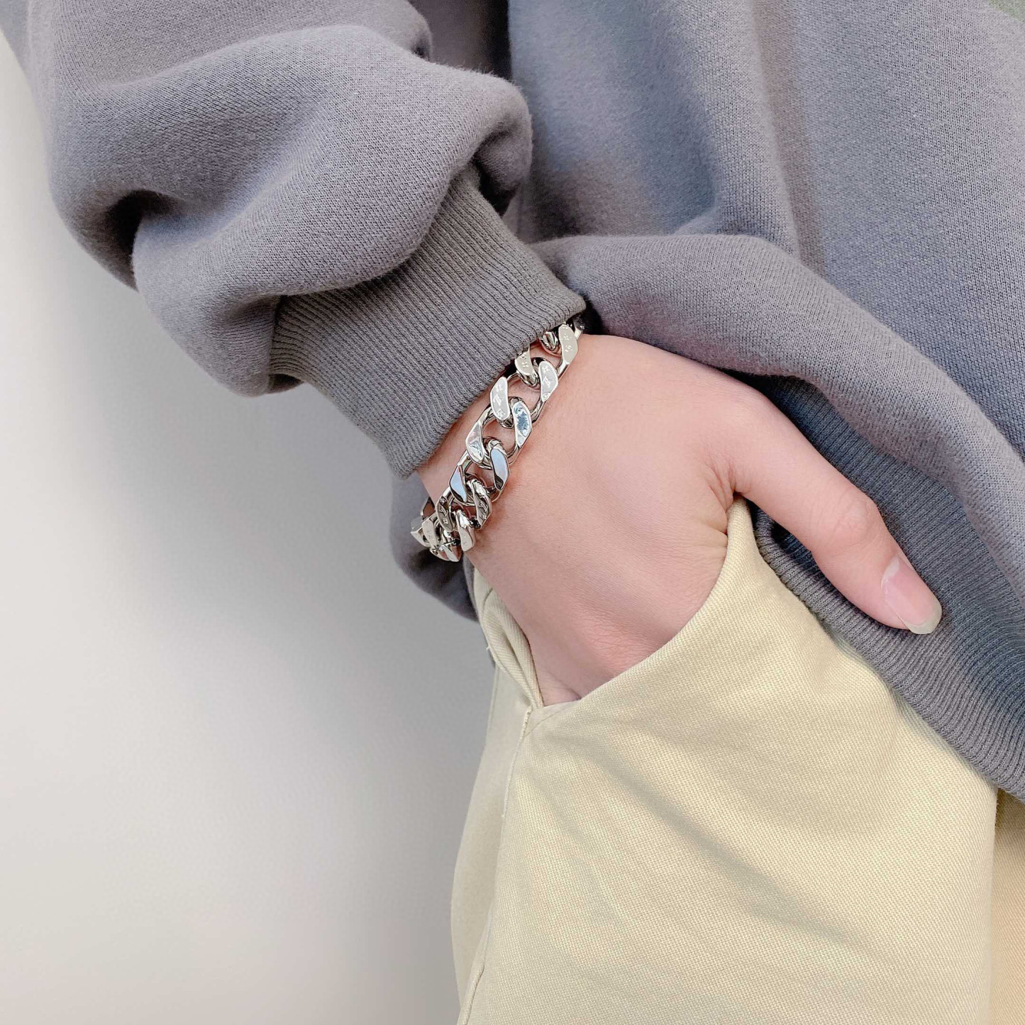 Louis Vuitton（ルイヴィトン） LV ブレスレット 21cm