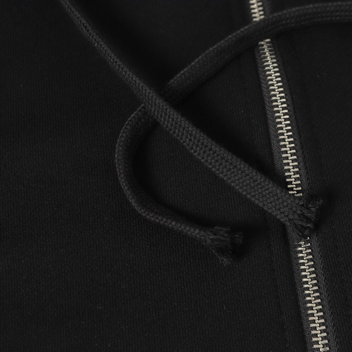 【CHROME HEARTS】パーカー