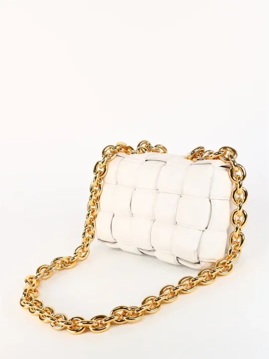 ボッテガ・ヴェネタ チェーン カセット ショルダーバッグ チョーク